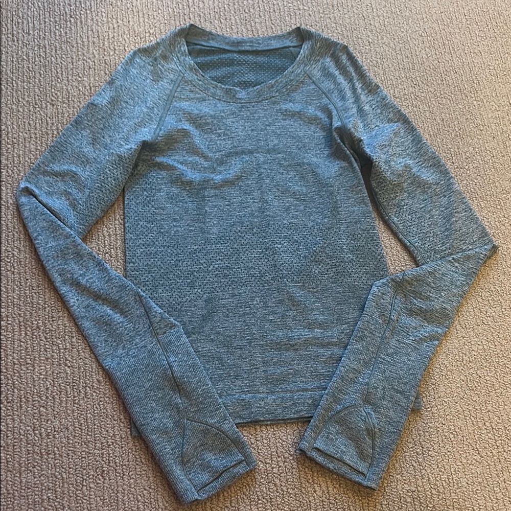 Lululemon Green Heather Long Sleeve Swiftly Tech